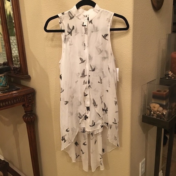 NWT~Unique HAUTE HIPPIE Bird Print Top Size XS - Picture 1 of 8
